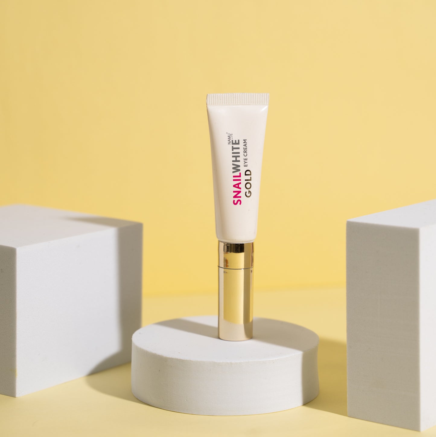 SNAILWHITE Gold Advanced Retinol Eye Cream 15ml (Expiring May 2026)